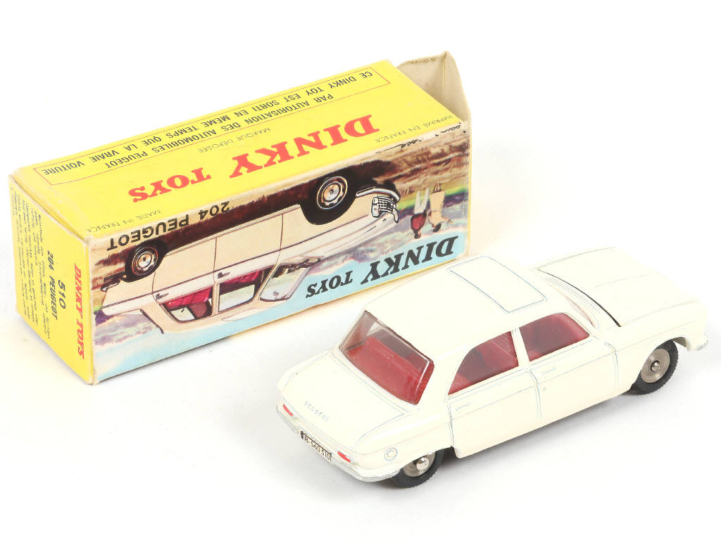 Lot 252 - DINKY TOYS (FRANCE) Série POCH (1)
