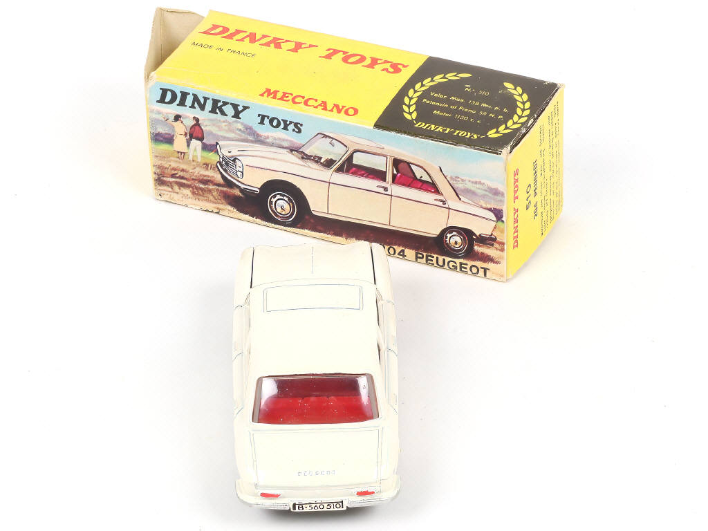 Lot 252 - DINKY TOYS (FRANCE) Série POCH (1)