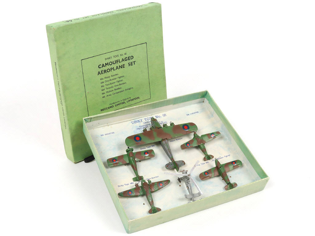 Lot 287 - DINKY TOYS (GB) (1)