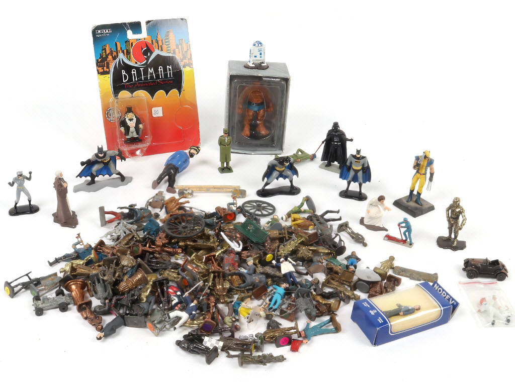 Lot 6 - DIVERS (40)