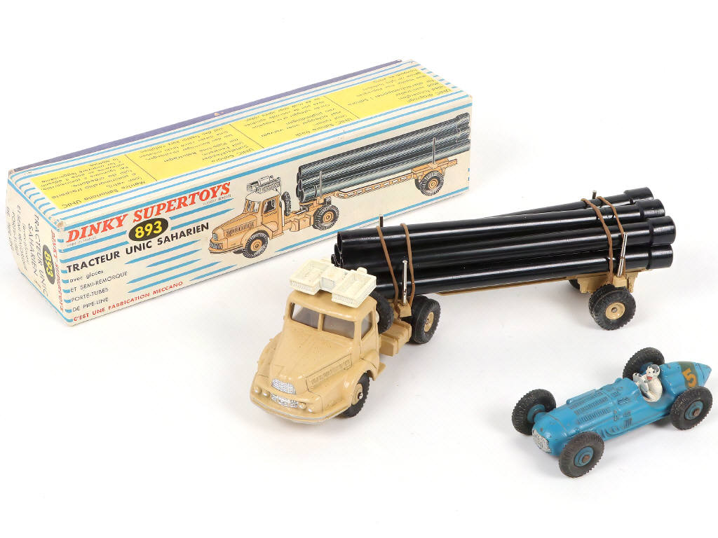 Lot 347 - DINKY TOYS (FRANCE) (2)