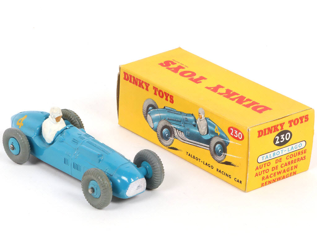 Lot 273 - DINKY TOYS (GB) (1)
