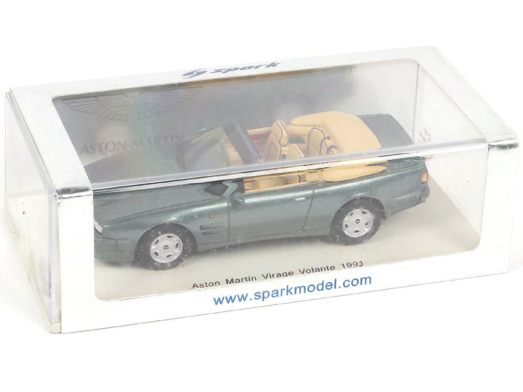 Lot 119 - SPARK (MACAU) (1)