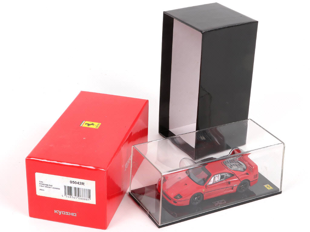 Lot 77 - KYOSHO (JAPON) (1)