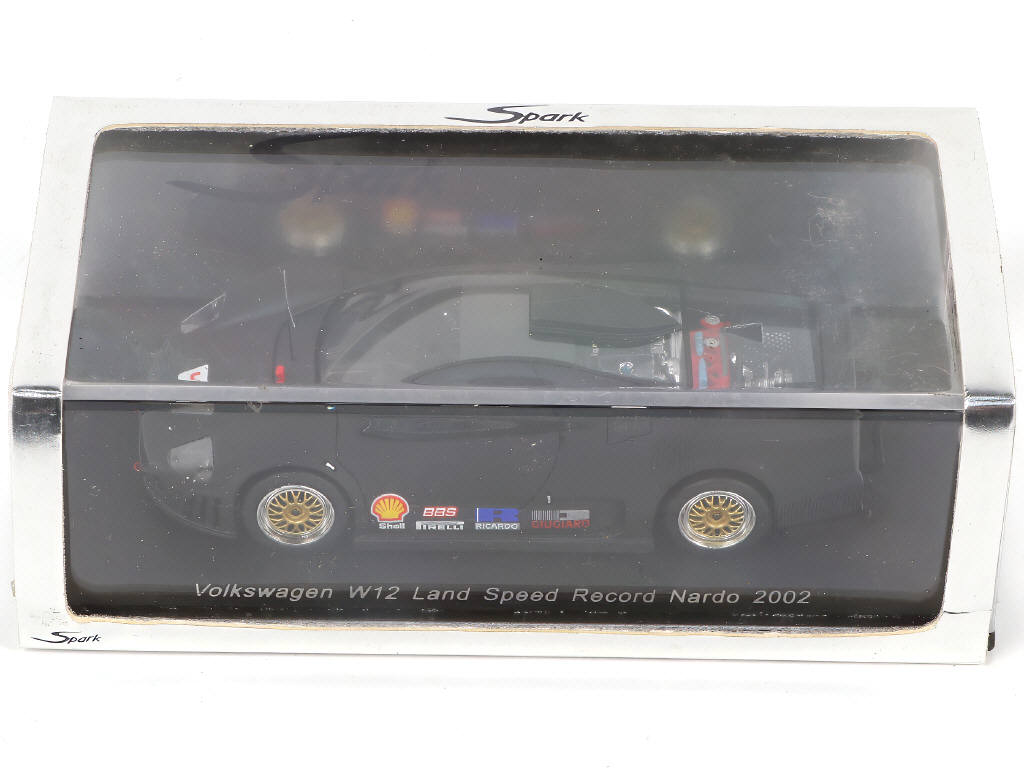 Lot 85 - SPARK (MACAU) (2)