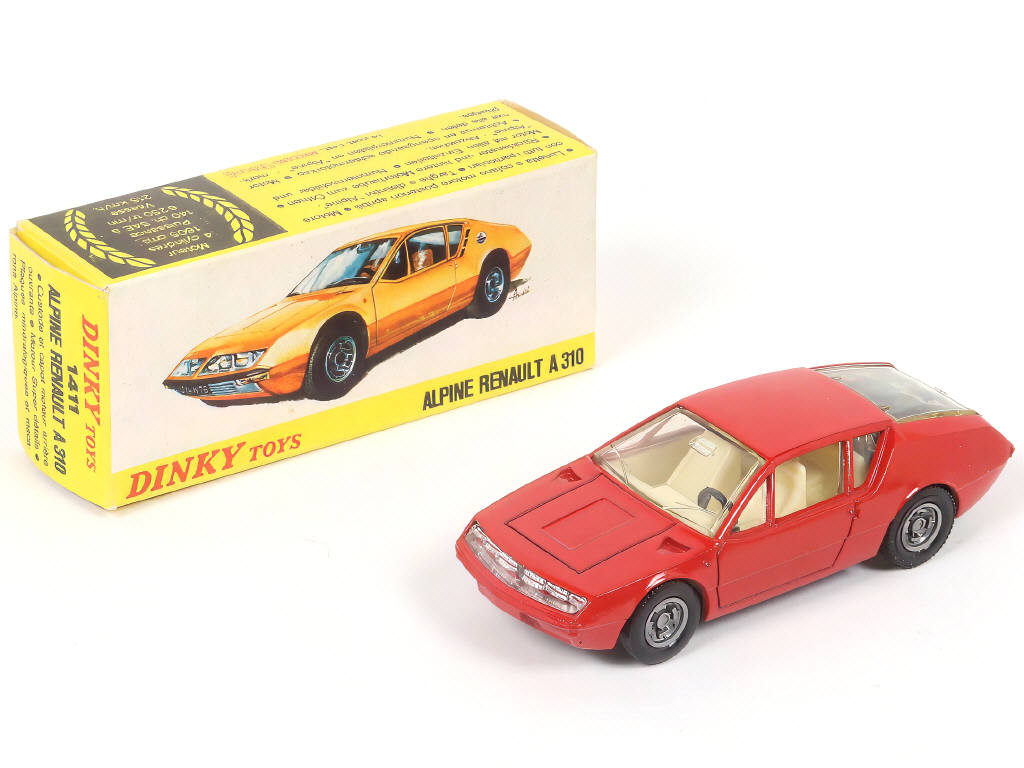 Lot 245 - DINKY TOYS (FRANCE) (1)