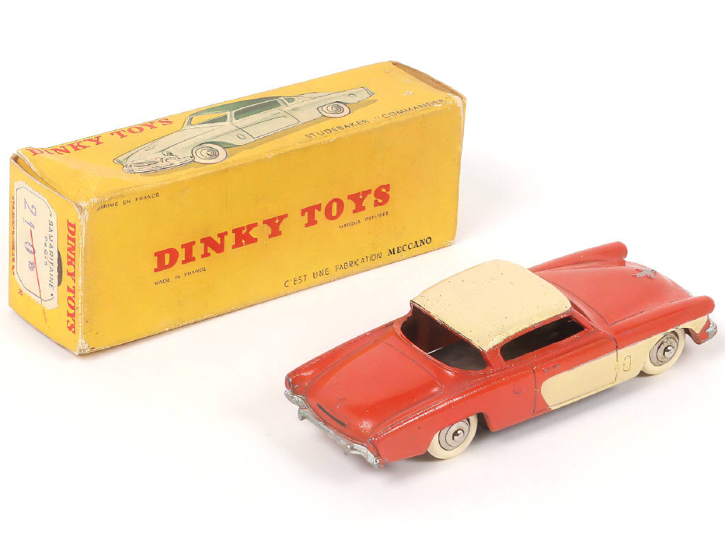 Lot 244 - DINKY TOYS (FRANCE) (1)