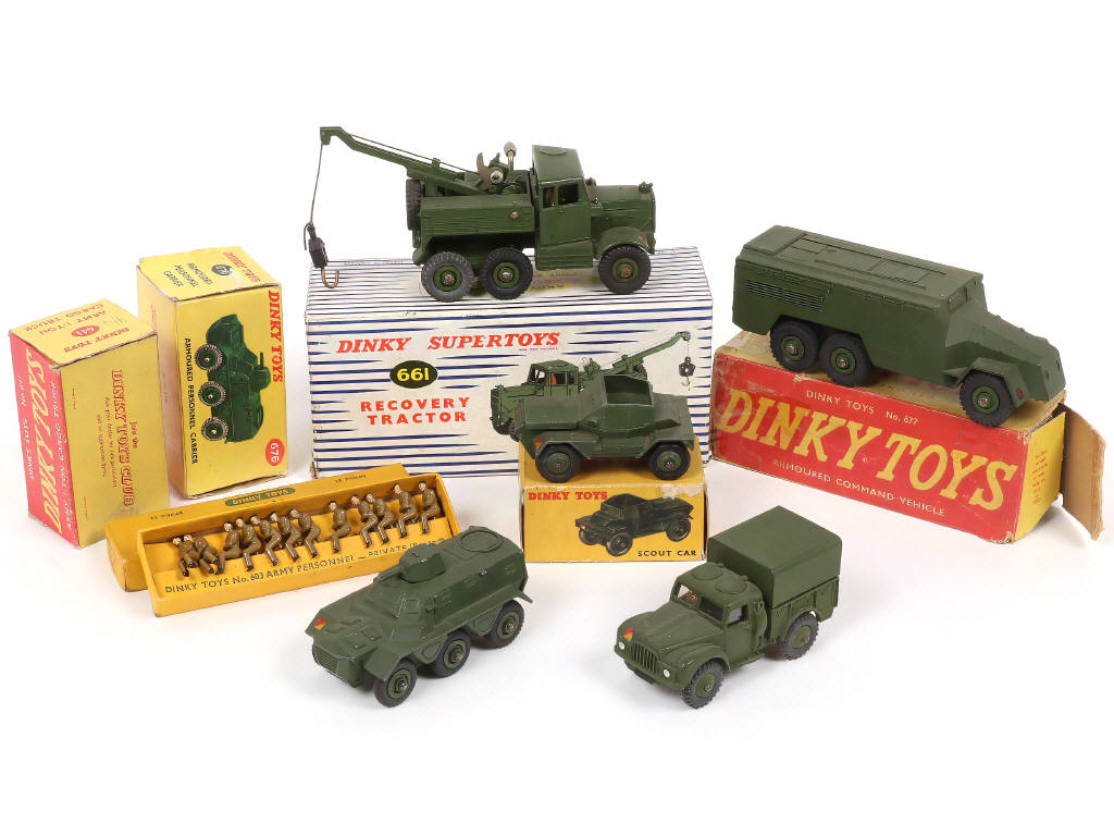 Lot 226 - DINKY TOYS (GB) (6)
