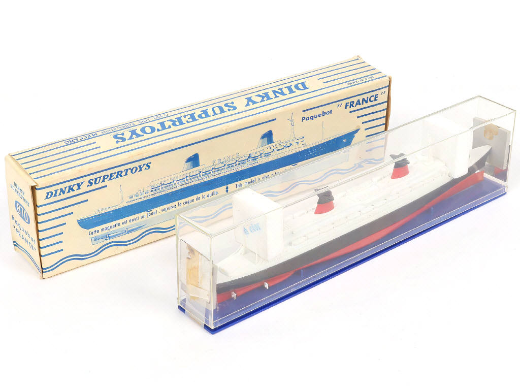 Lot 249 - DINKY TOYS (FRANCE) (1)