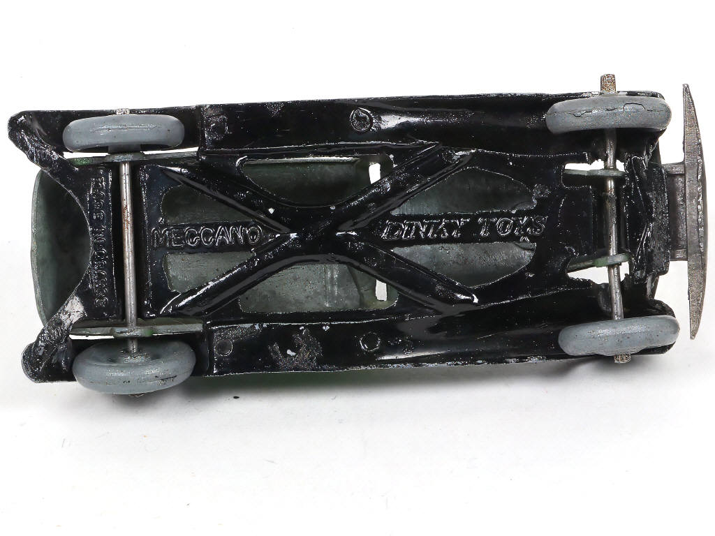 Lot 238 - DINKY TOYS (FRANCE) (1)