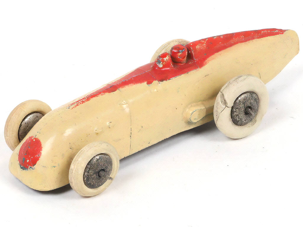 Lot 234 - DINKY TOYS (FRANCE) (1)