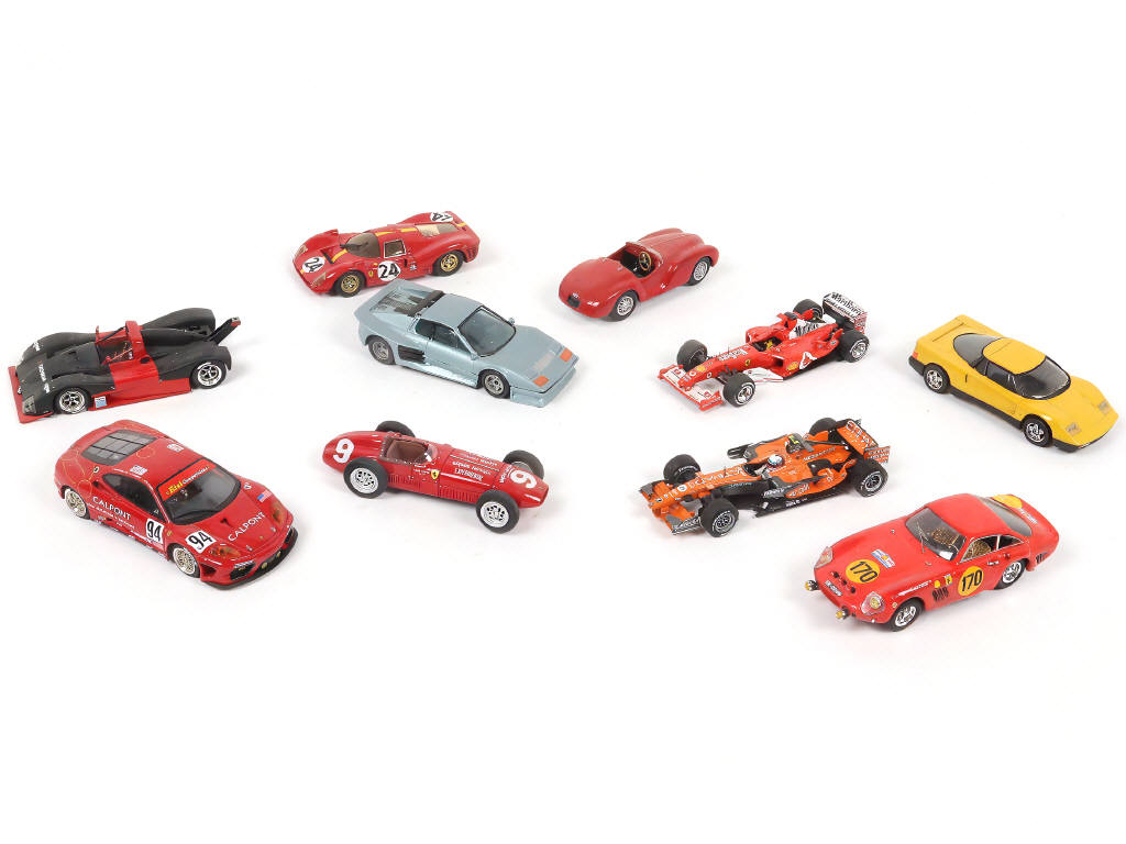 Lot 52 - DIVERS (10)