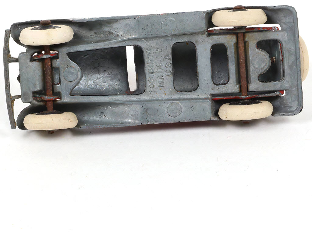 Lot 72 - TOOTSIETOY (USA) (1)