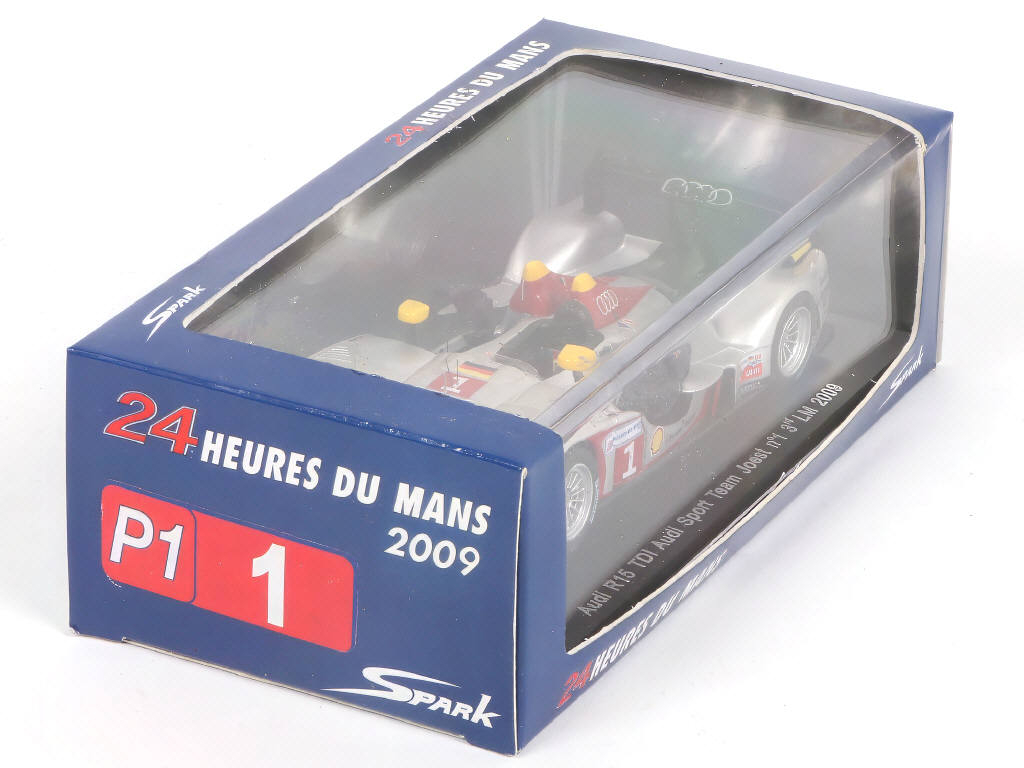 Lot 100 - SPARK (MACAU) (1)