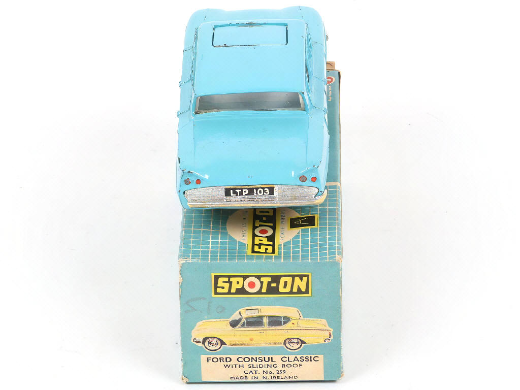 Lot 210 - SPOT-ON (GB) (1)