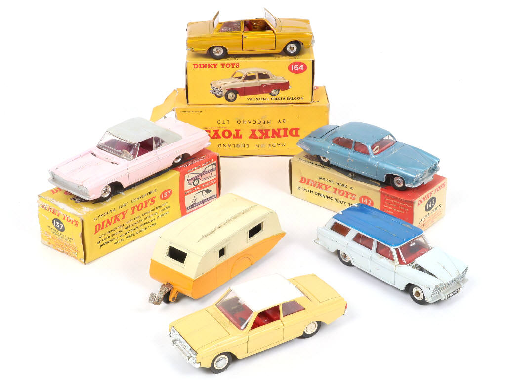 Lot 290 - DINKY TOYS (GB) (7)