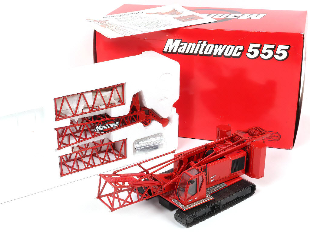 Lot 126 - CLASSIC CONSTRUCTION MODELS (USA) (1)