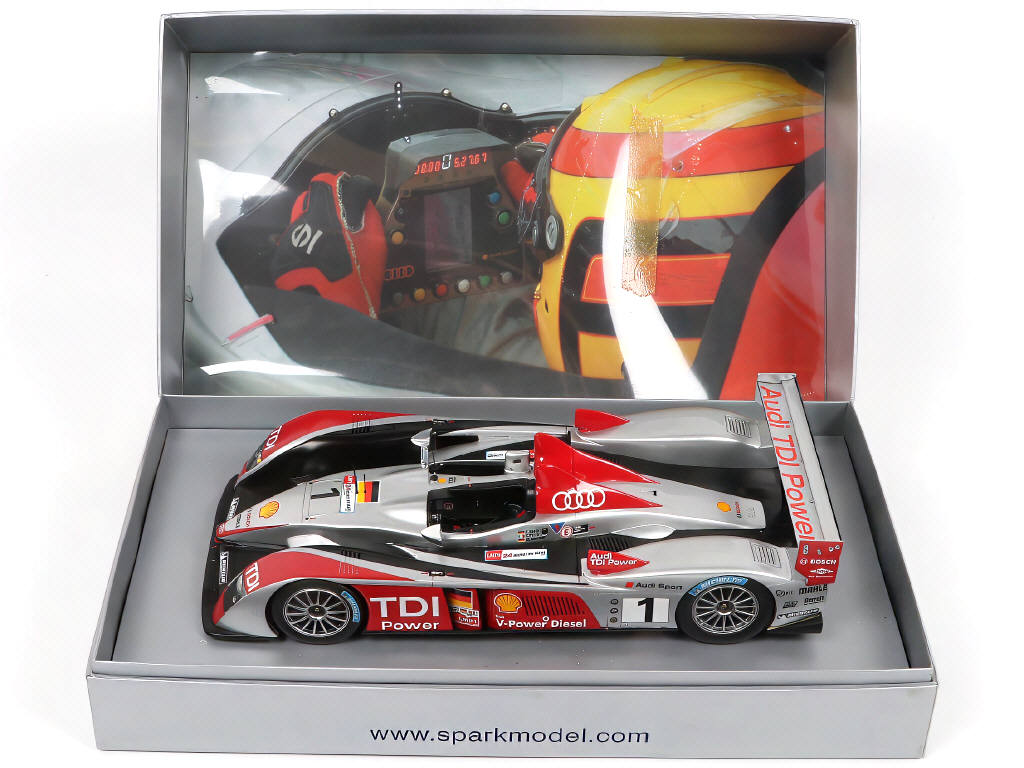 Lot 58 - SPARK (MACAU) (1)