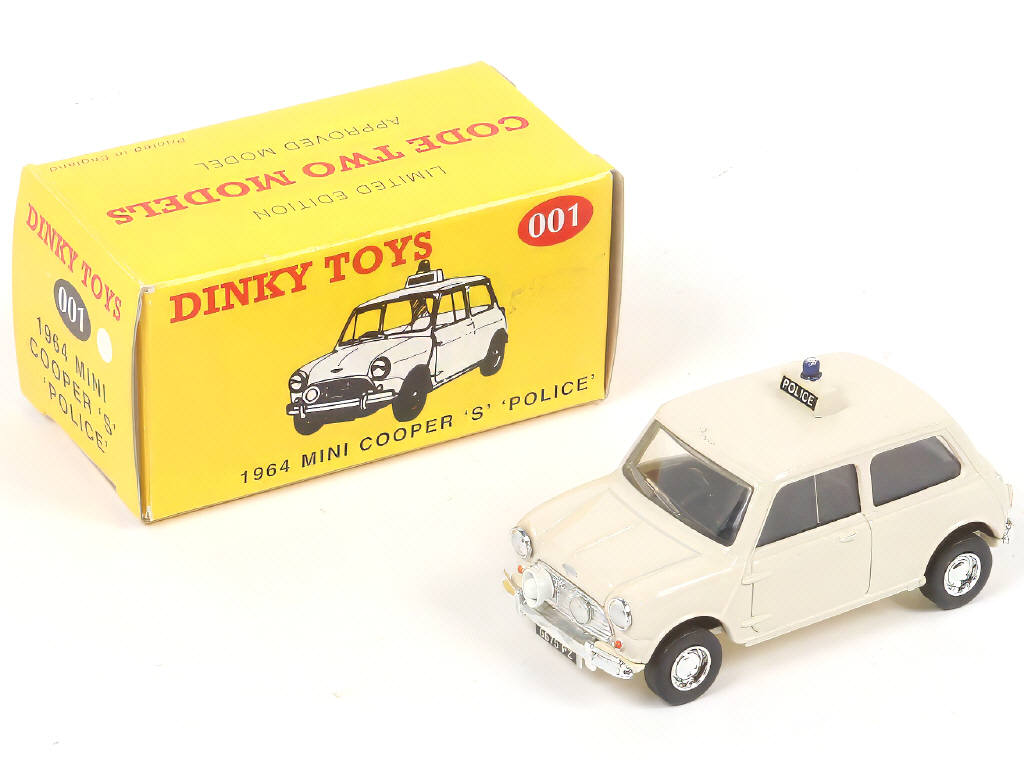 Lot 141 - DINKY MATCHBOX (1)