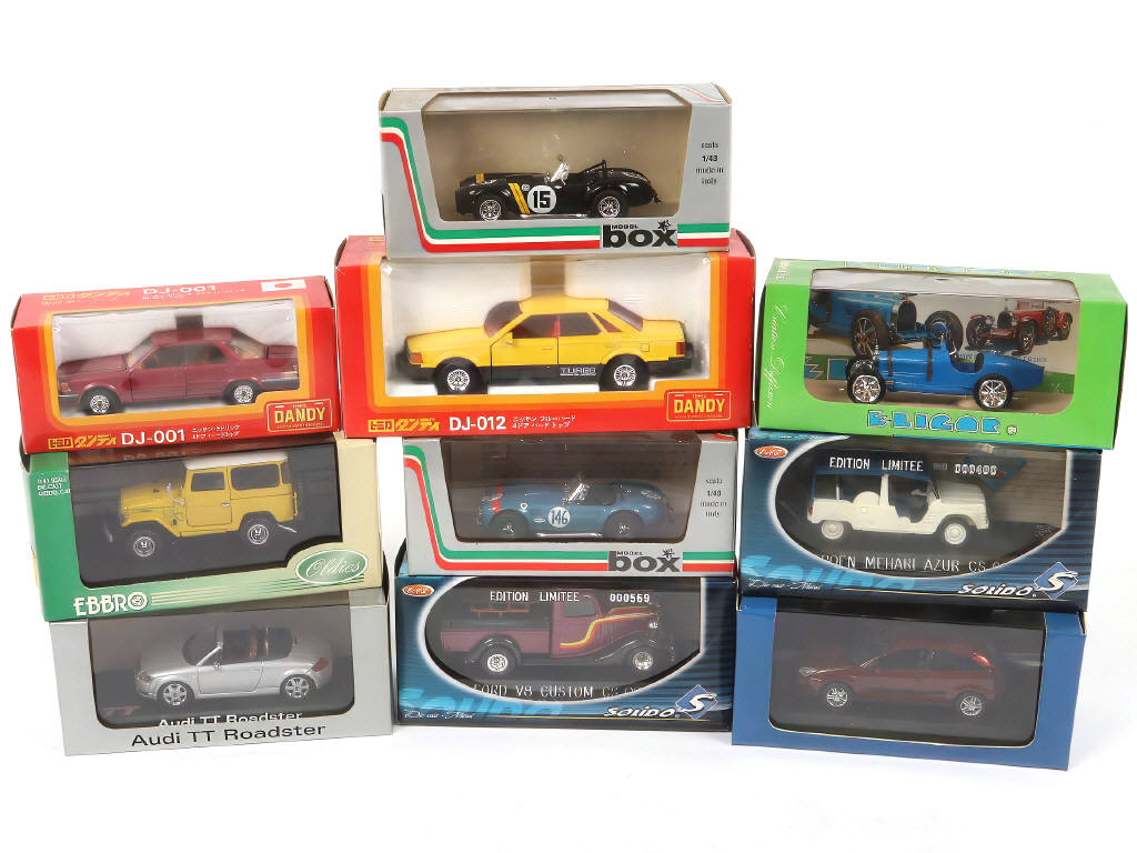 Lot 95 - DIVERS (10)