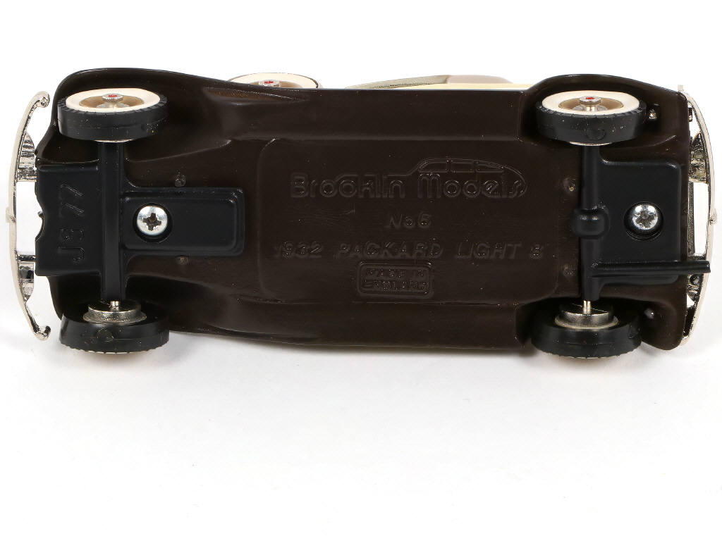 Lot 137 - BROOKLIN MODELS (GB) (1)