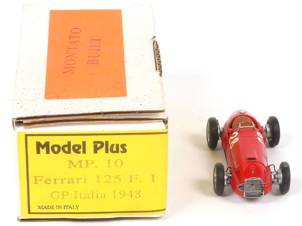 Lot 113 - MODEL PLUS (ITALIE) (1)