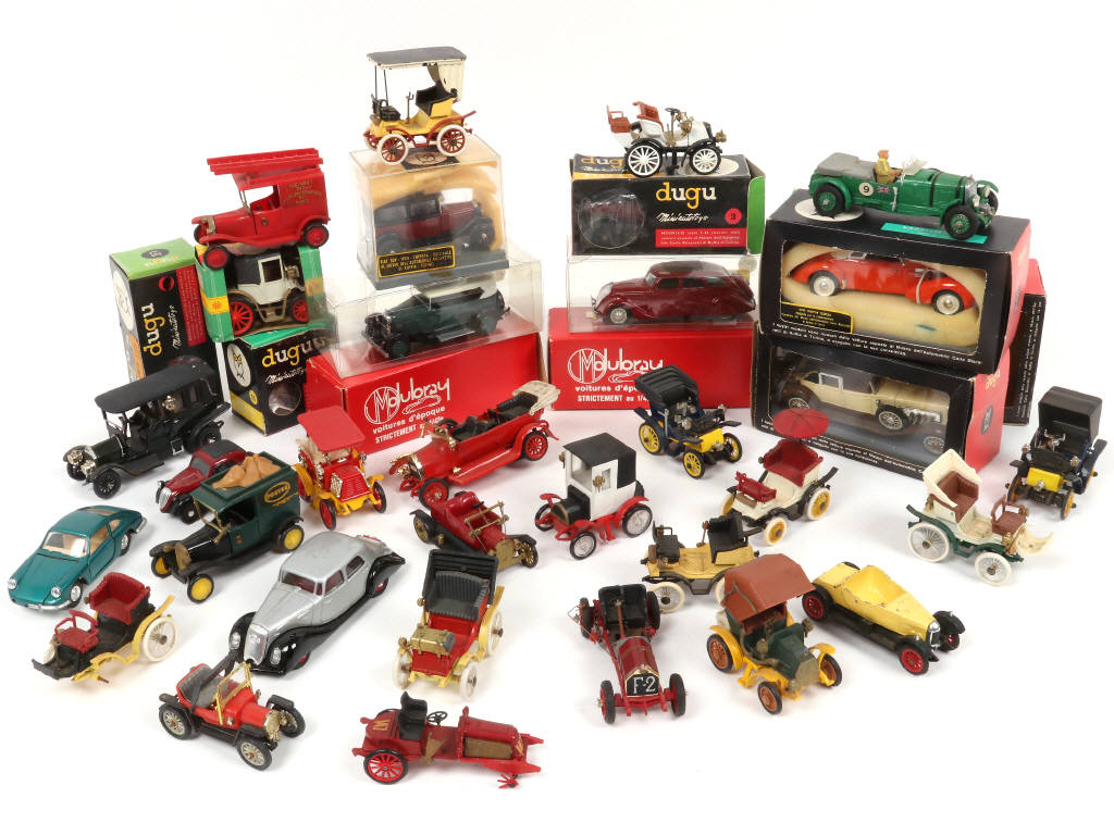 Lot 58 - DIVERS (34)