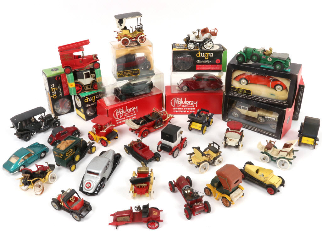 Lot 58 - DIVERS (34)