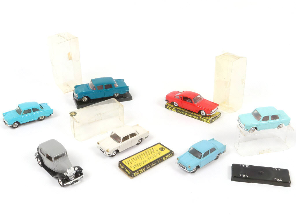 Lot 205 - NOREV (FRANCE) (7)