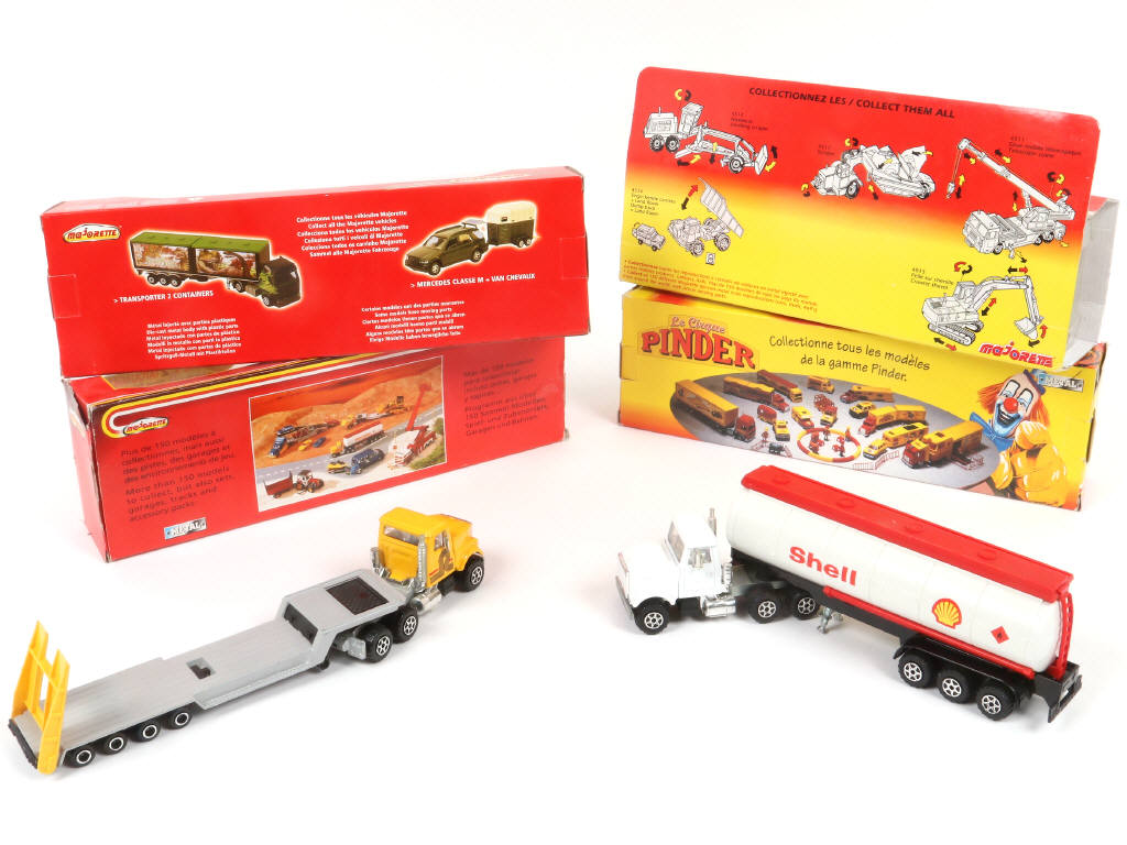 Lot 220 - MAJORETTE (FRANCE) (6)