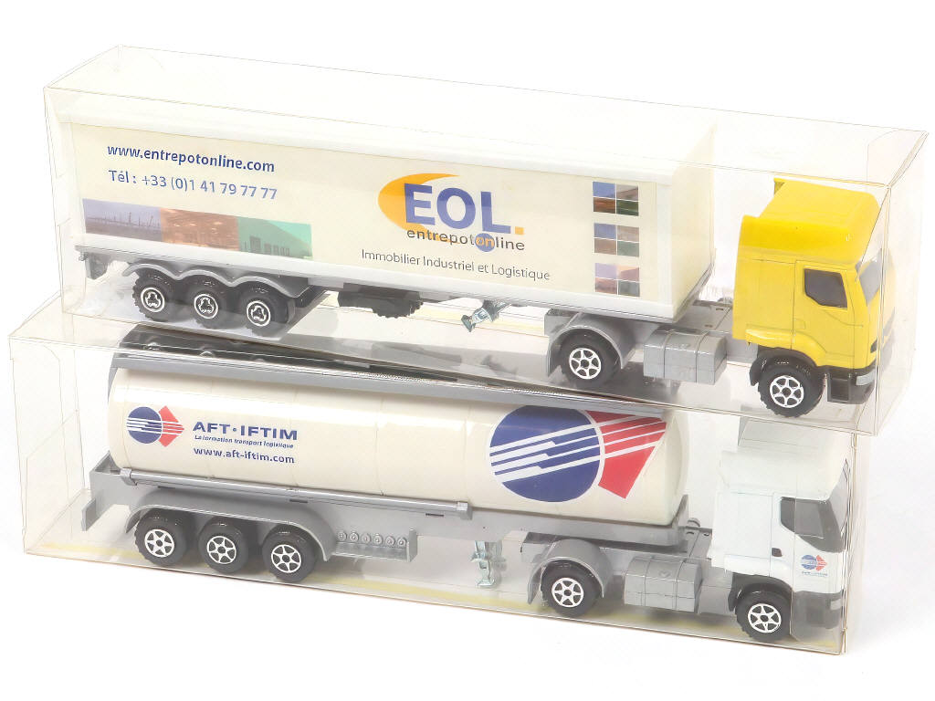 Lot 215 - MAJORETTE (FRANCE) (2)