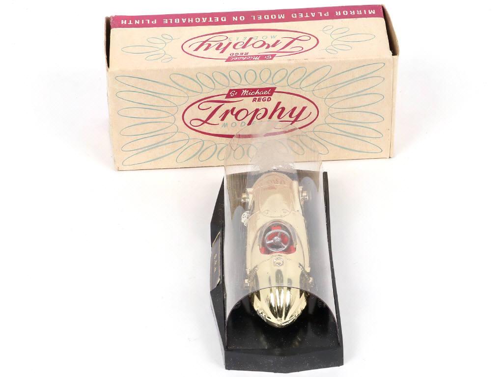 Lot 209 - TROPHY MODELS (GB) (1)