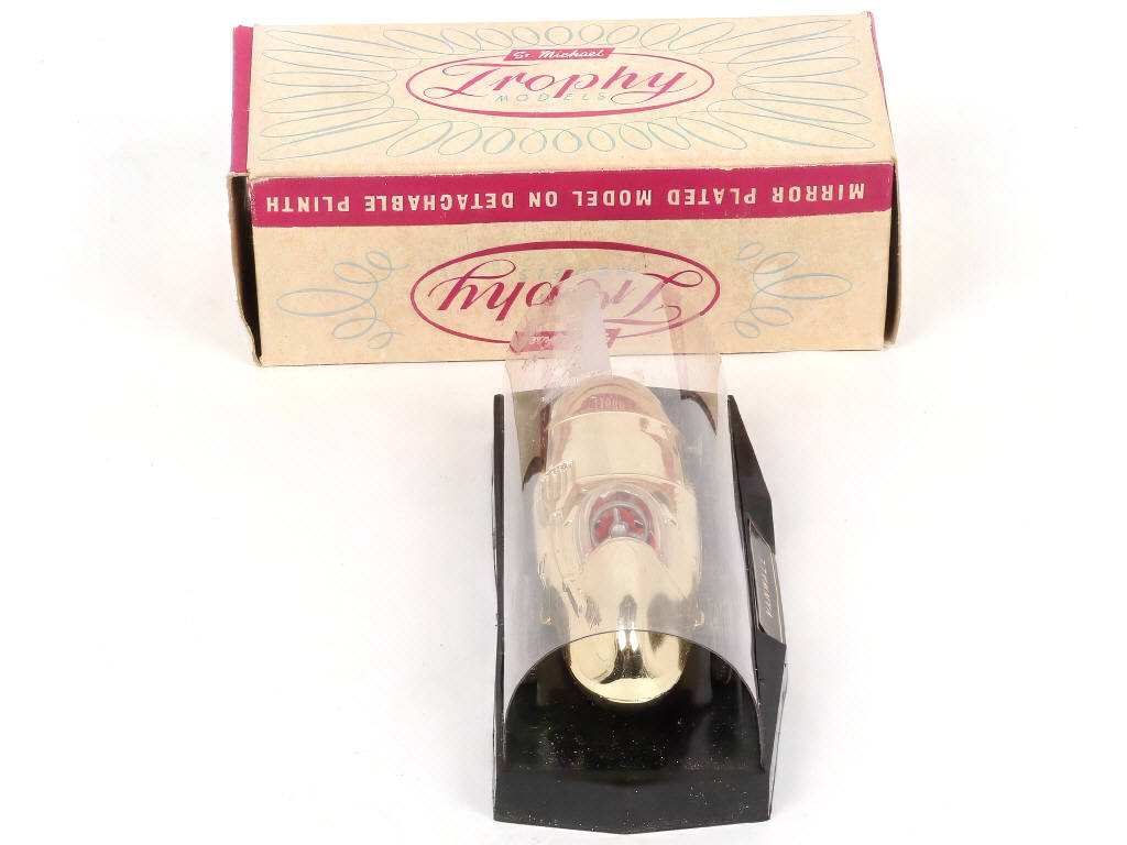 Lot 210 - TROPHY MODELS (GB) (1)