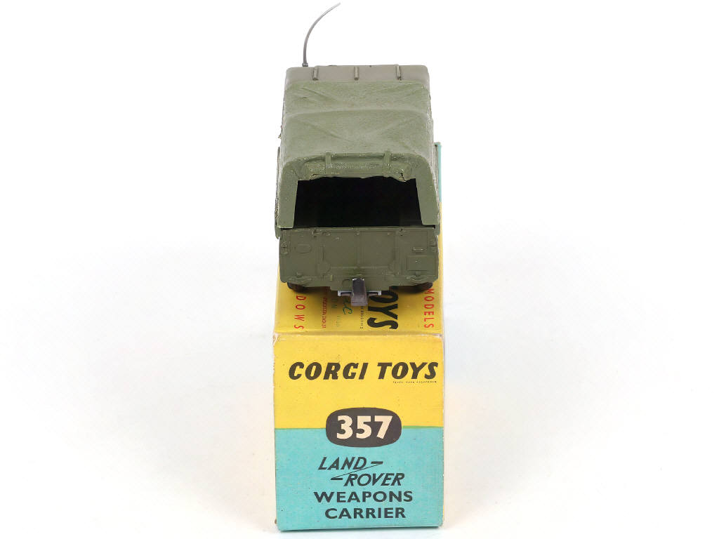 Lot 107 - CORGI TOYS (GB) (1)