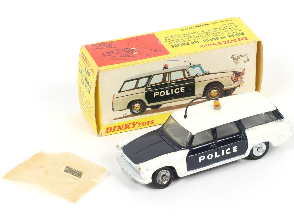 Lot 311 - DINKY TOYS (FRANCE) (1)