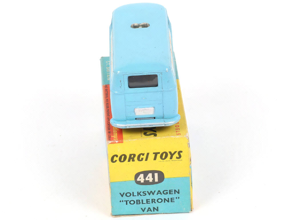 Lot 133 - CORGI TOYS (GB) (1)