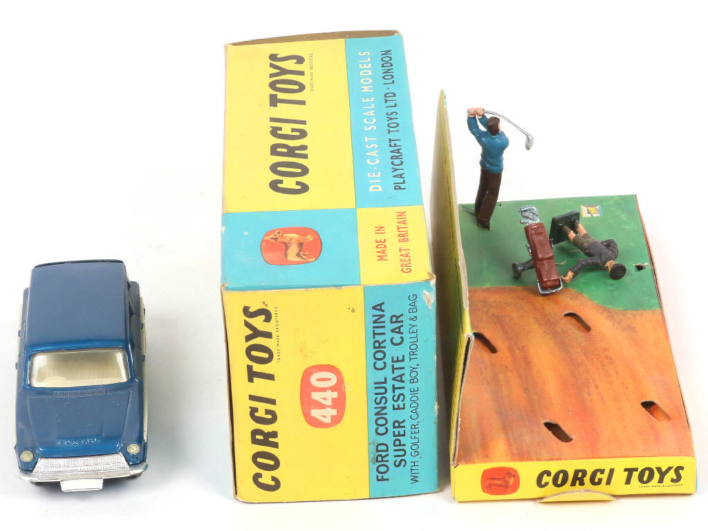 Lot 121 - CORGI TOYS (GB) (1)