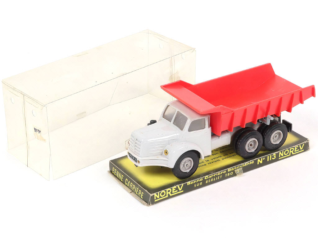 Lot 200 - NOREV (FRANCE) (1)