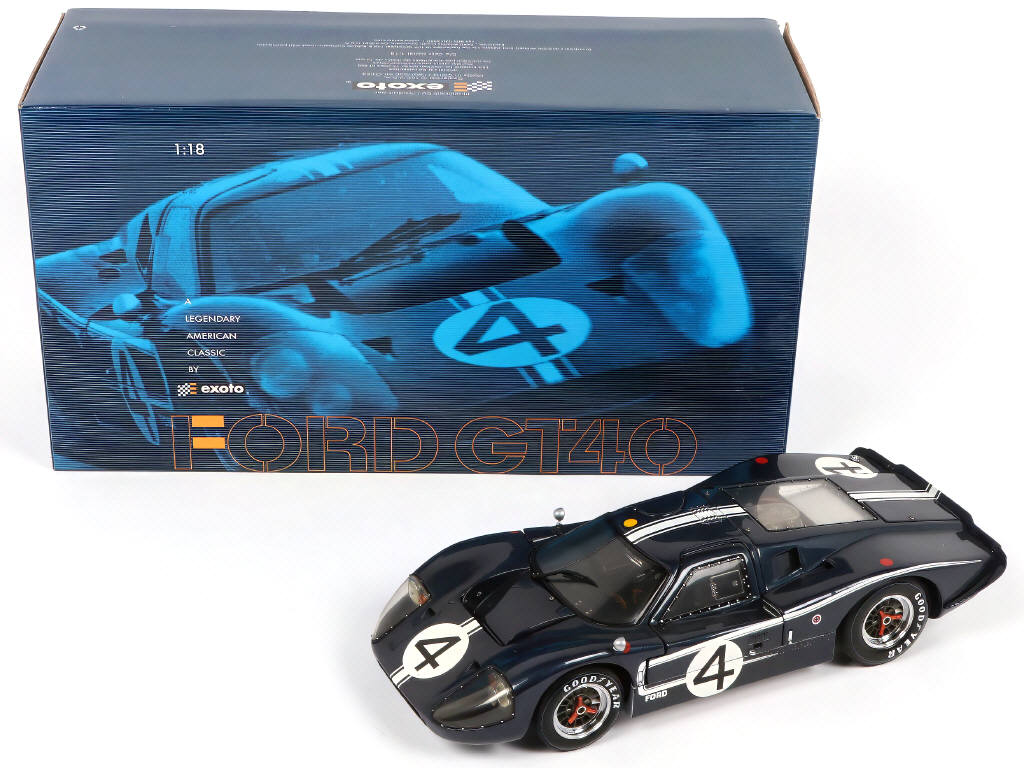 Lot 58 - EXOTO (USA) (1)