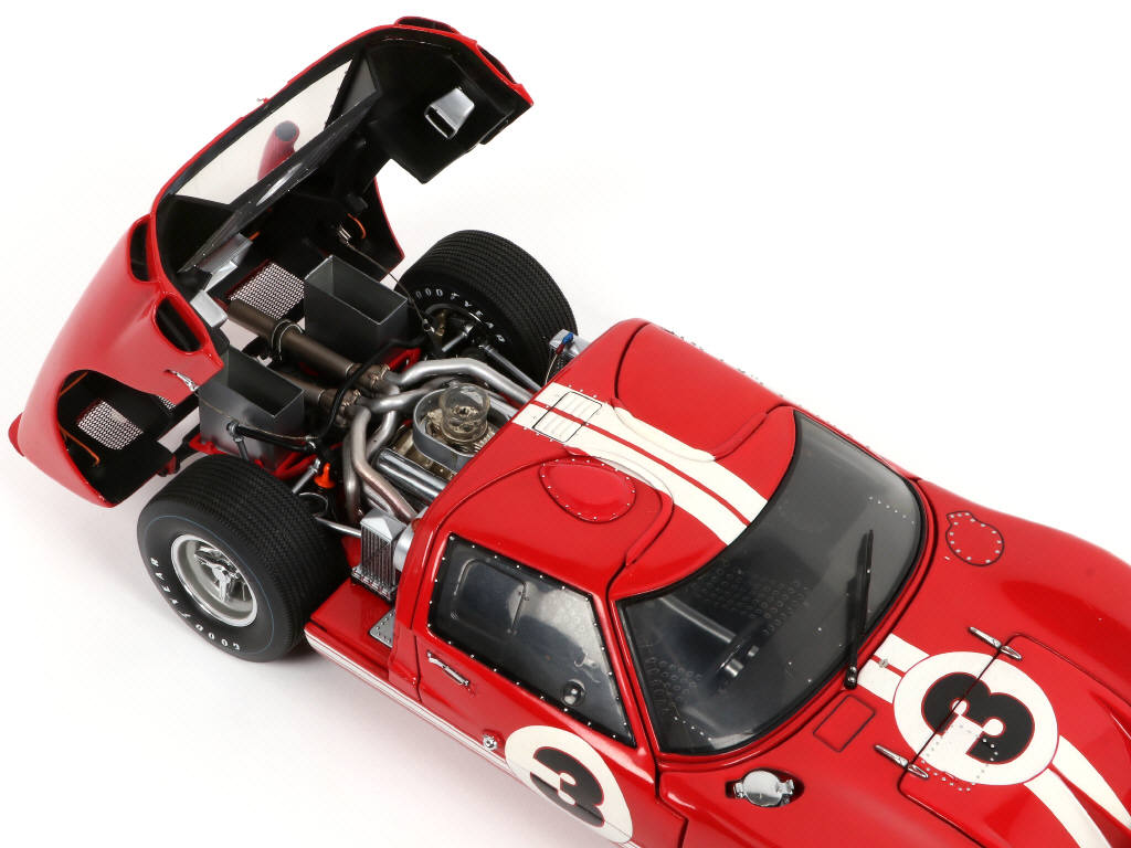 Lot 59 - EXOTO (USA) (1)