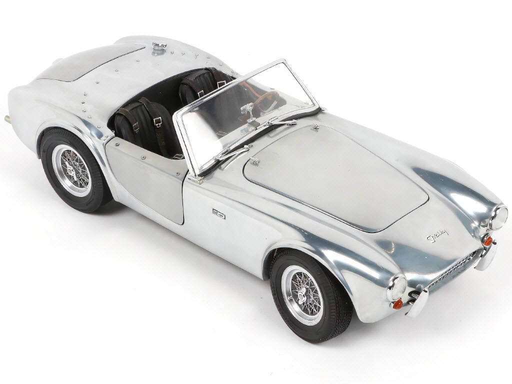 Lot 60 - EXOTO (USA) (1)