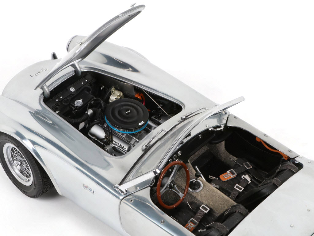 Lot 60 - EXOTO (USA) (1)