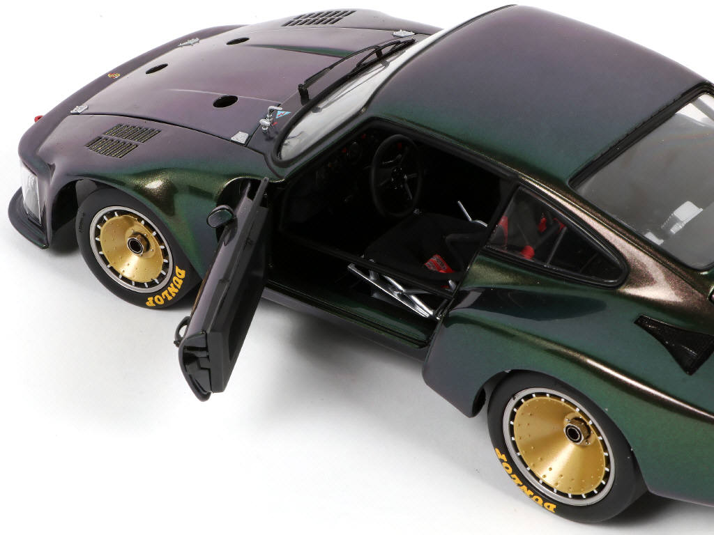 Lot 77 - EXOTO (USA) (1)