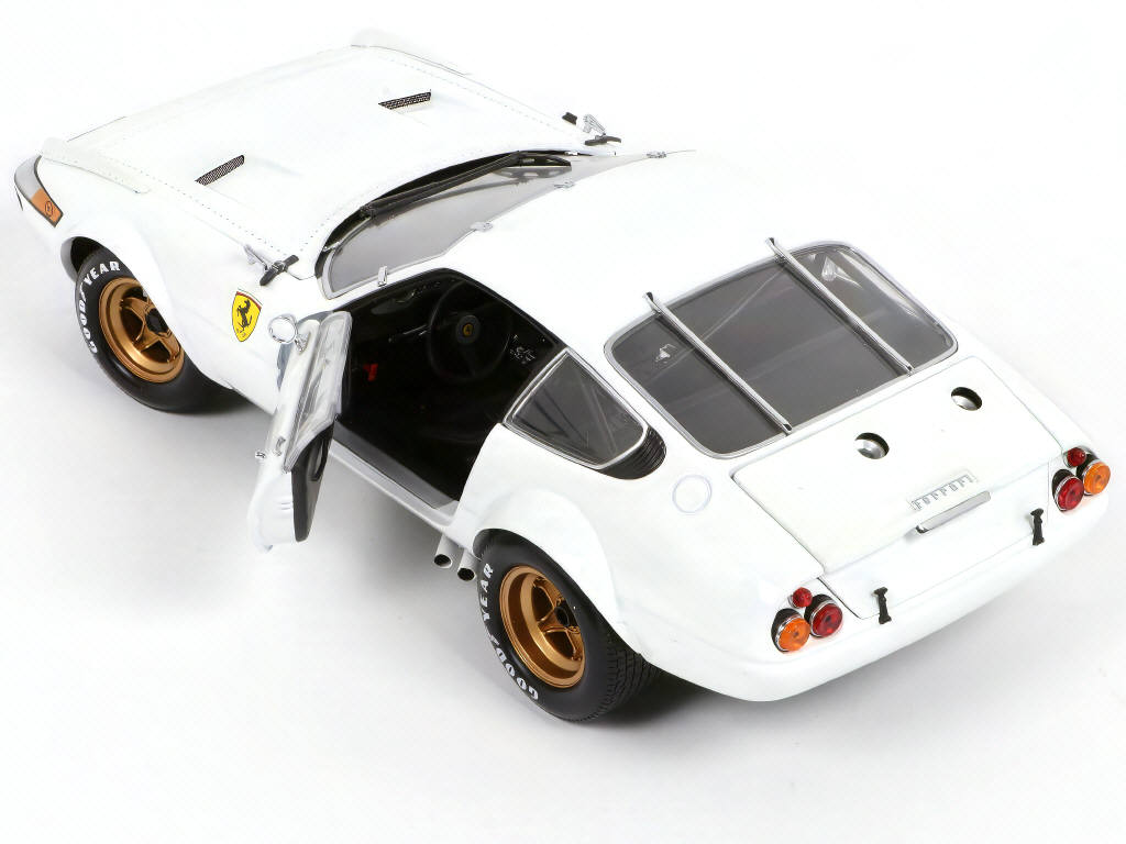 Lot 94 - KYOSHO (JAPON) (1)