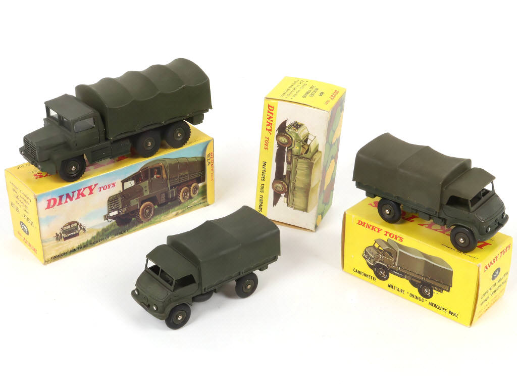 Lot 298 - DINKY TOYS (FRANCE) (3)