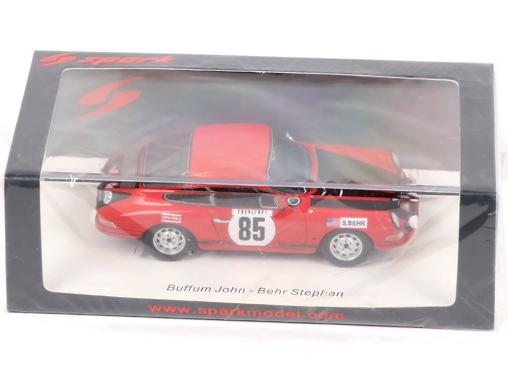 Lot 58 - SPARK (MACAU) (1)