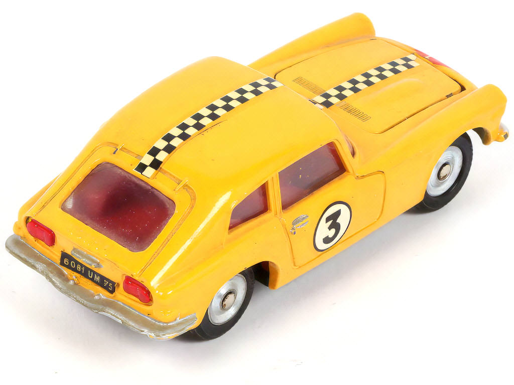 Lot 275 - DINKY TOYS (FRANCE) (1)