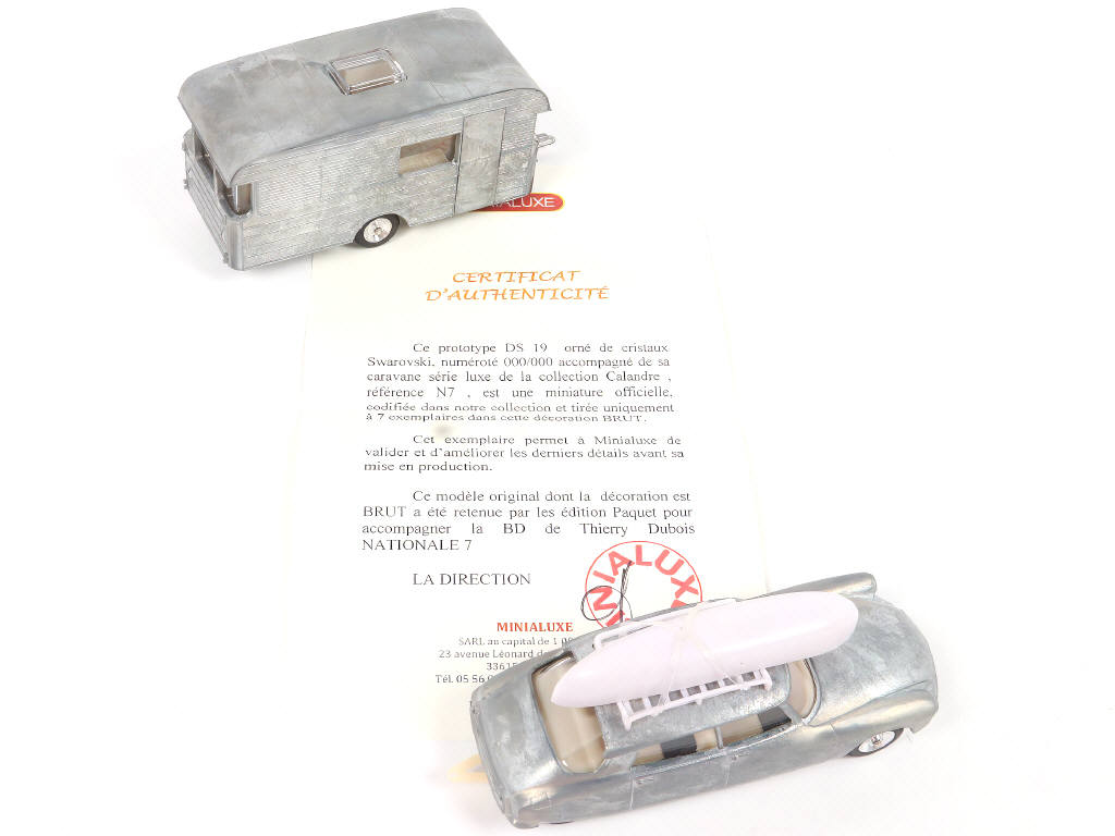 Lot 208 - MINIALUXE (FRANCE) (1)