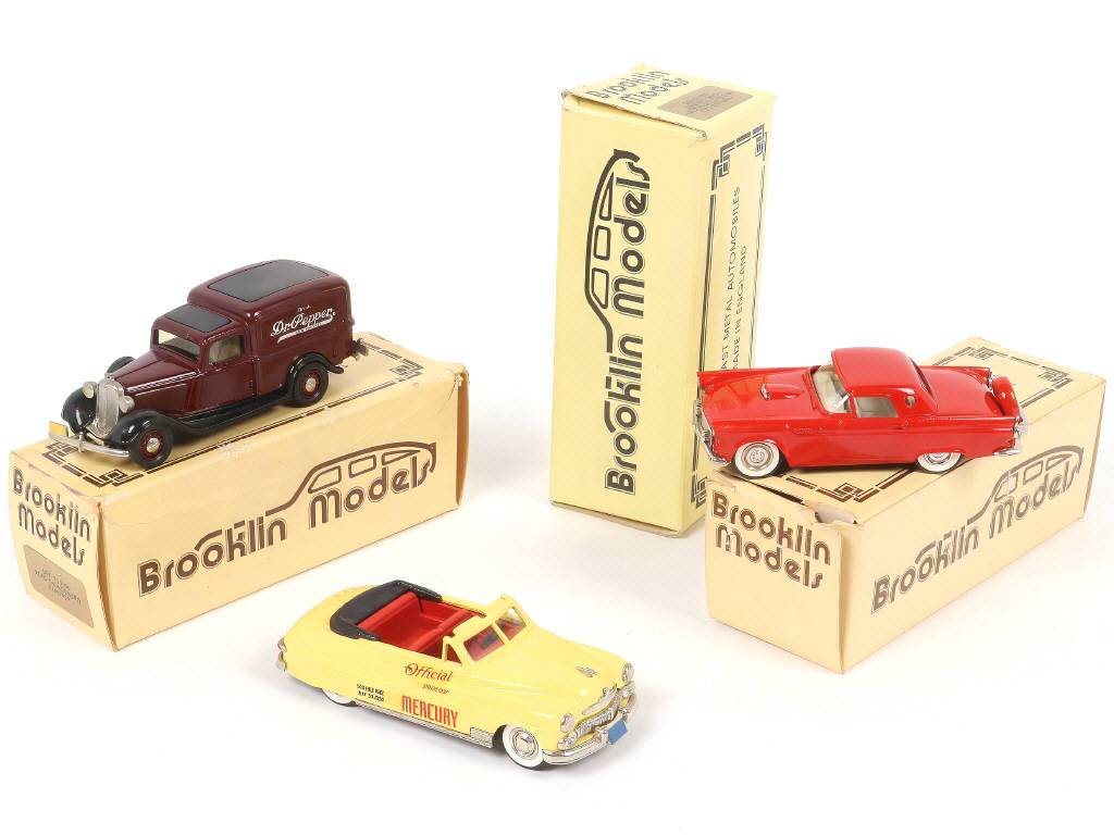 Lot 143 - BROOKLIN MODELS (GB) (3)