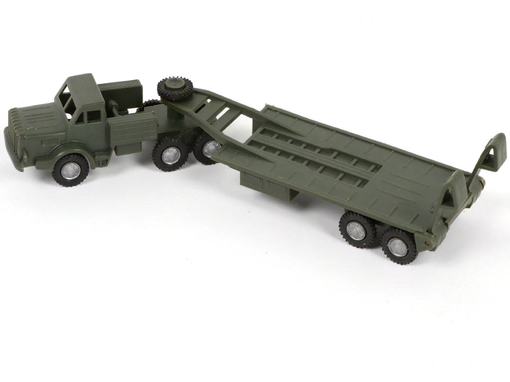 Lot 114 - POLITOYS (ITALIE) (1)